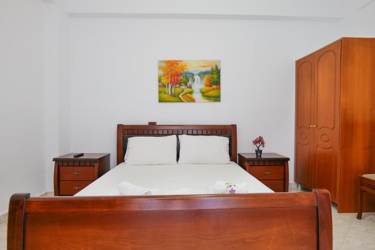 Guest House Gerard Ksamil Extérieur photo